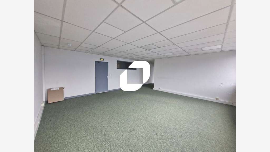 A louer Local d'activité 407m² Champs sur marne
