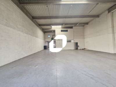 A louer Local d'activité 407m² Champs sur marne