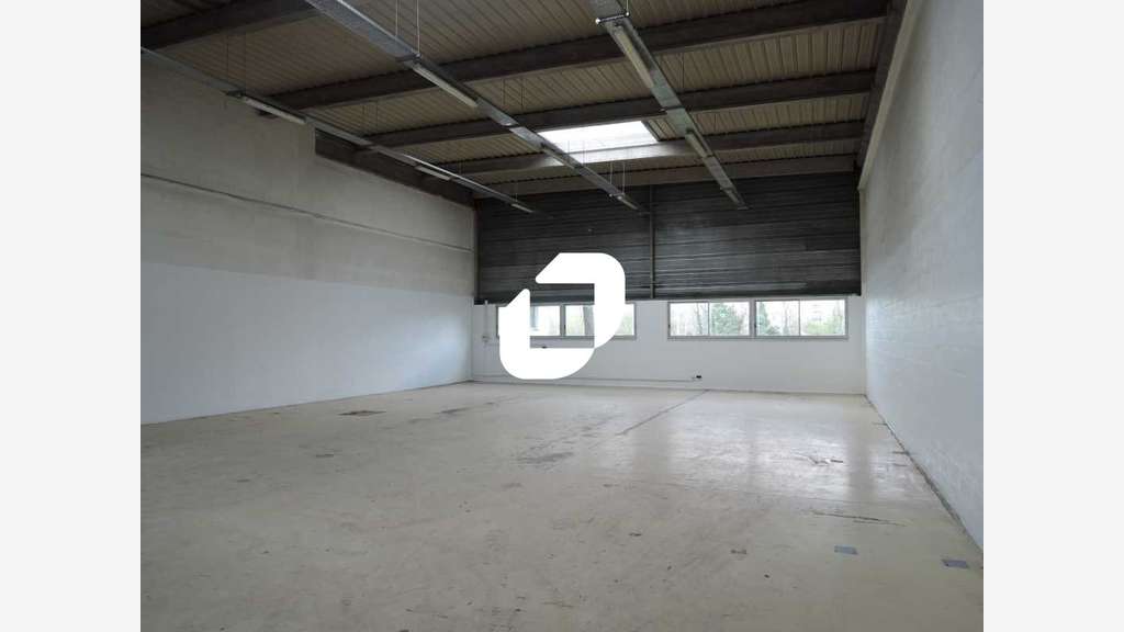 A louer Local d'activité 155m² Champs sur marne