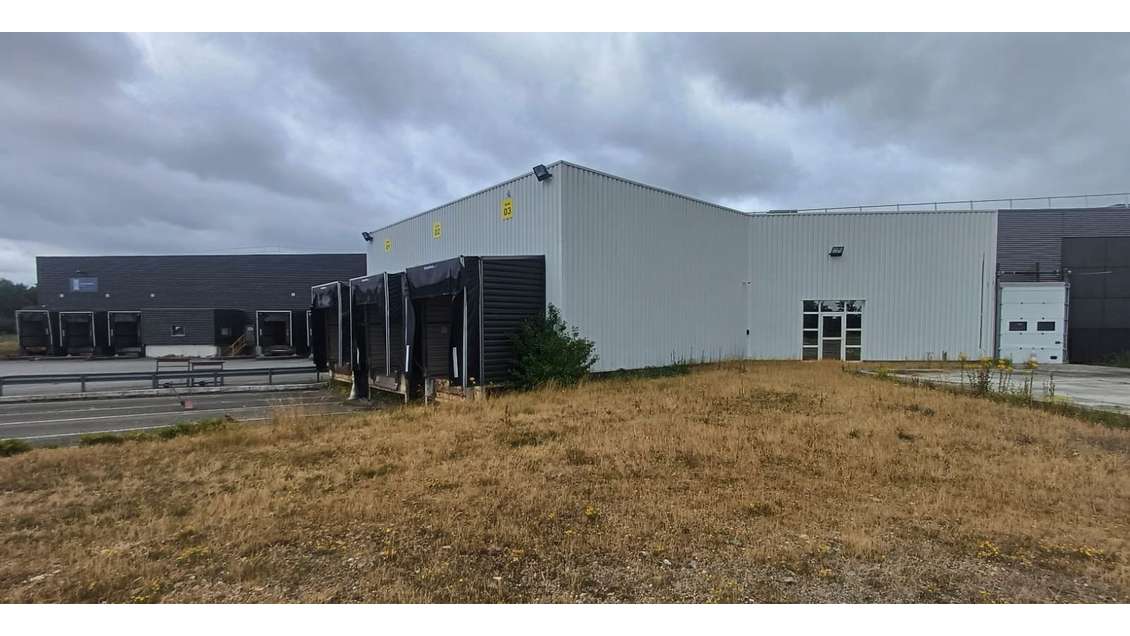 A louer ensemble industriel 11800m² agglo Laval
