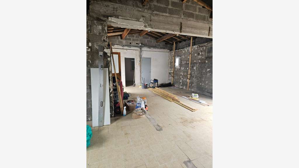Local de stockage + bureau Chaniers 60 m²