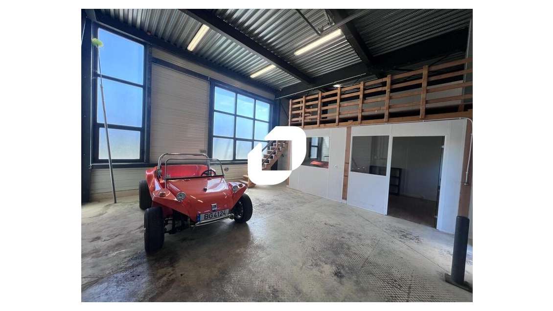 A louer Local d'activité 82m² Chanteloup en brie