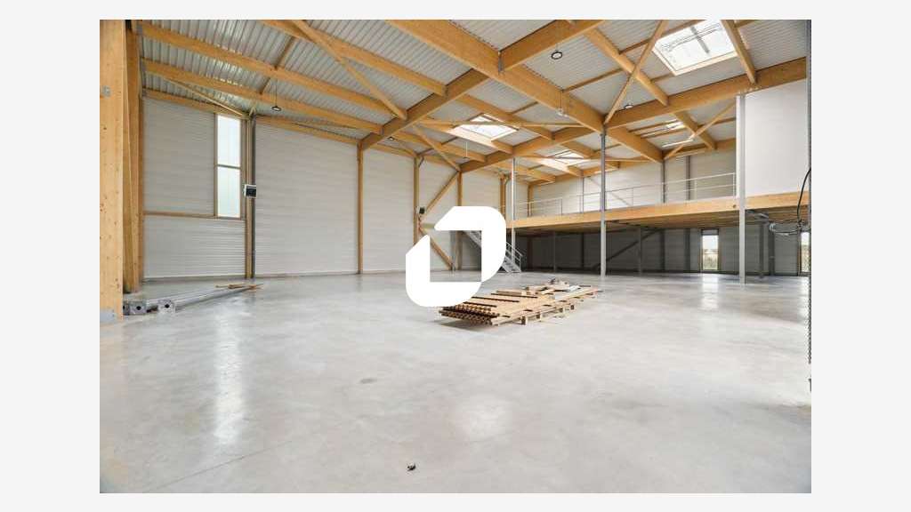 A louer Local d'activité 1504m² Chanteloup en brie