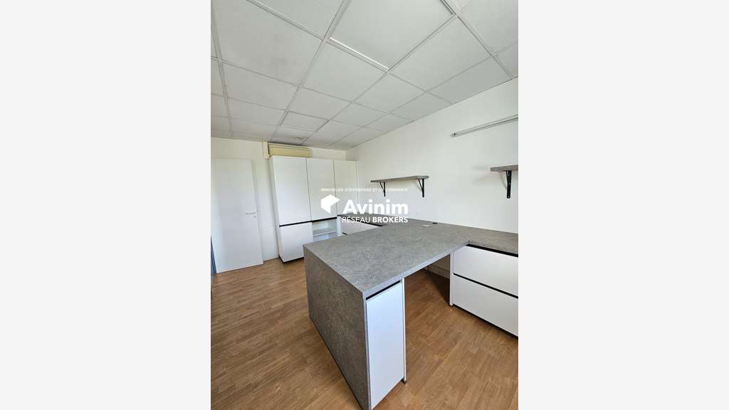 Espace professionnel 100m² à louer à Chantepie