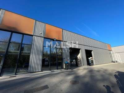 Location Locaux d'activités - Entrepôts à Chaponost