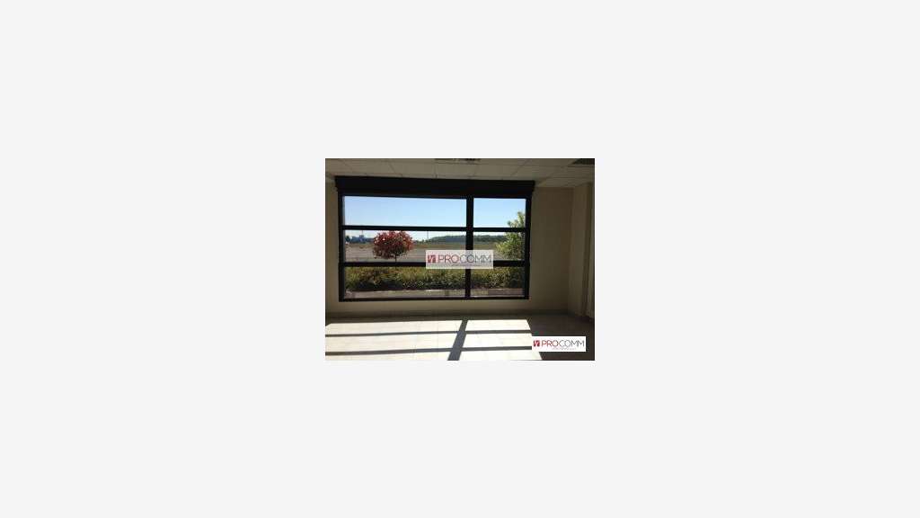 Local d'activité neuf 180m² à louer agglo Chartres