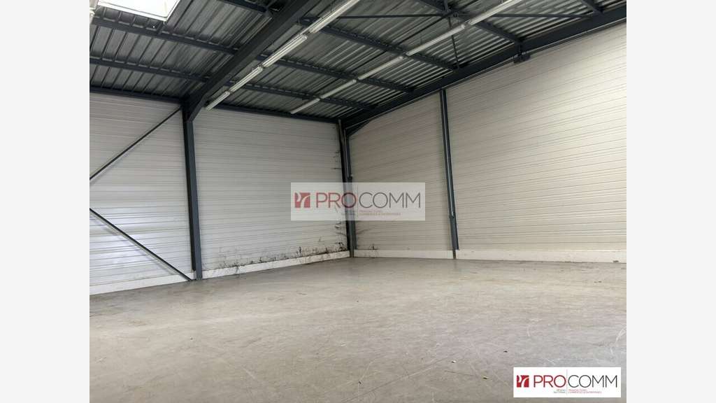 Local d'activité de 180m² à louer à Chartres agglo