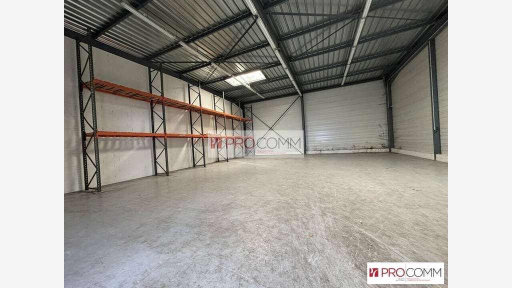 Local d'activité de 180m² à louer à Chartres agglo