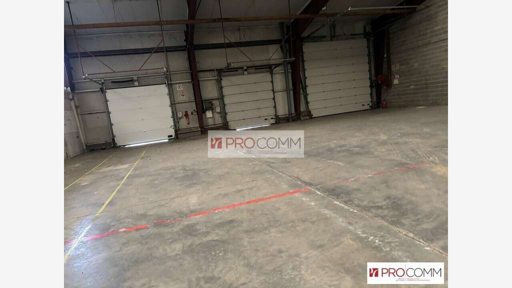 Local d'activité bureaux 1260m² à louer Chartres