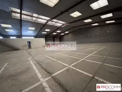 Local d'activité bureaux 1260m² à louer Chartres