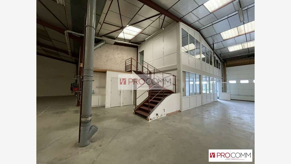 Loue local d'activité bureaux 470m² prox Chartres