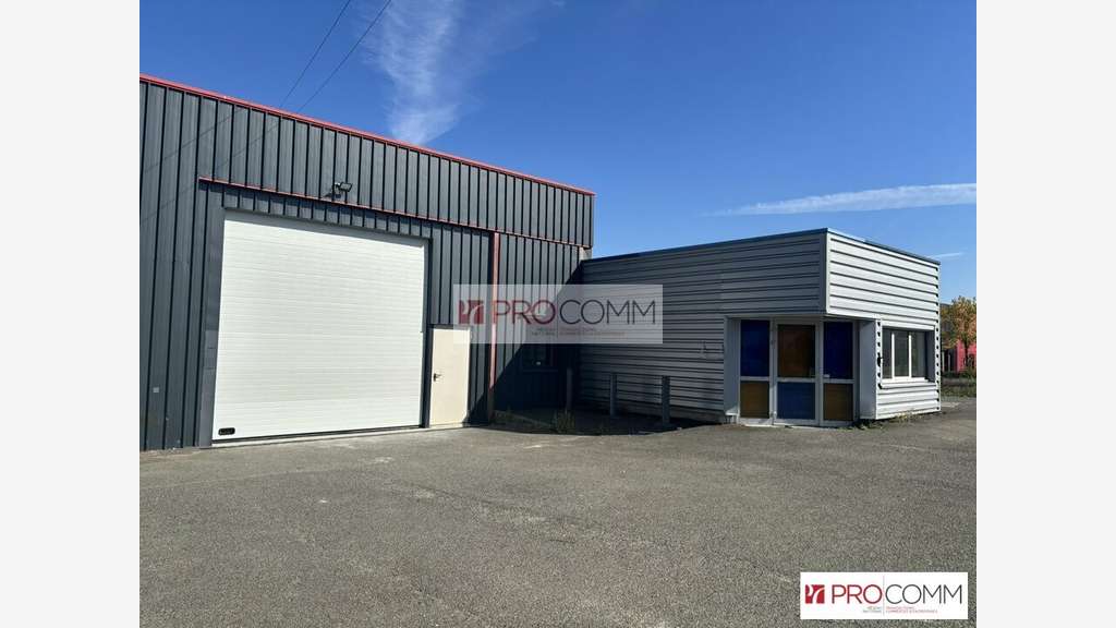 Local d'activité de 1245m² à louer Chartres agglo