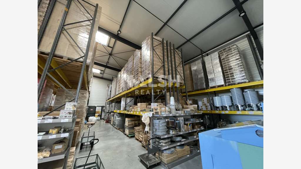 Local d'activités 495m² proche Techlid à Chasselay