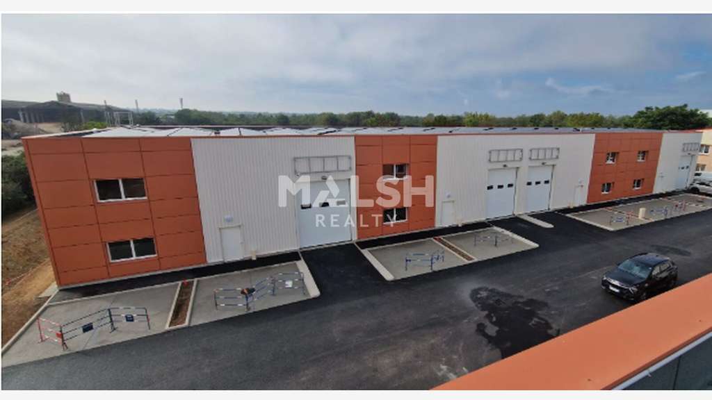 Locaux d'activités à louer 714m² à Chassieu