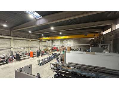 Location Locaux d'activités - Entrepôts à Chassieu