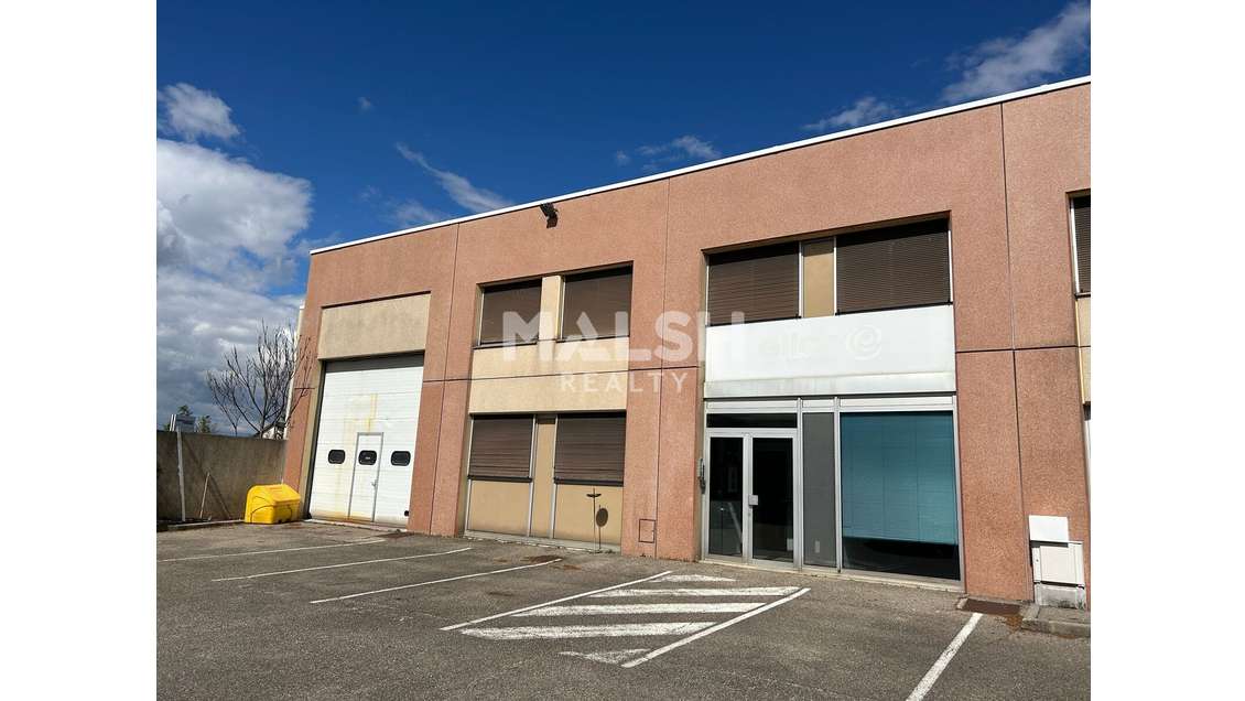 Local d'activités à louer 298m² à Chassieu 