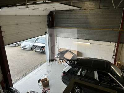 Local d'activité bureaux 380m² à louer à Chassieu