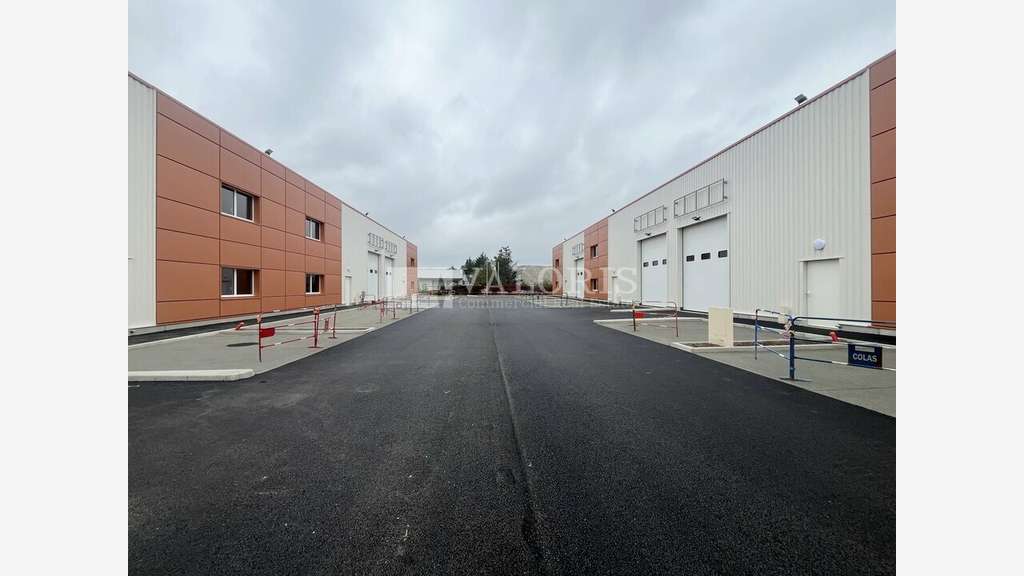 Lots neufs de 286 m² à 657 m² à louer Chassieu