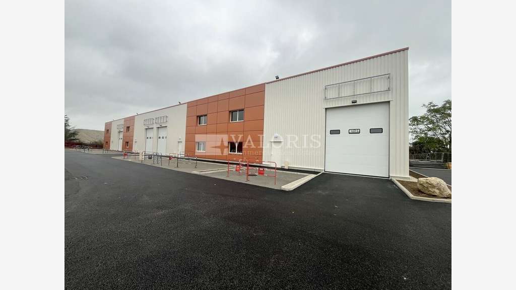 Lots neufs de 286 m² à 657 m² à louer Chassieu