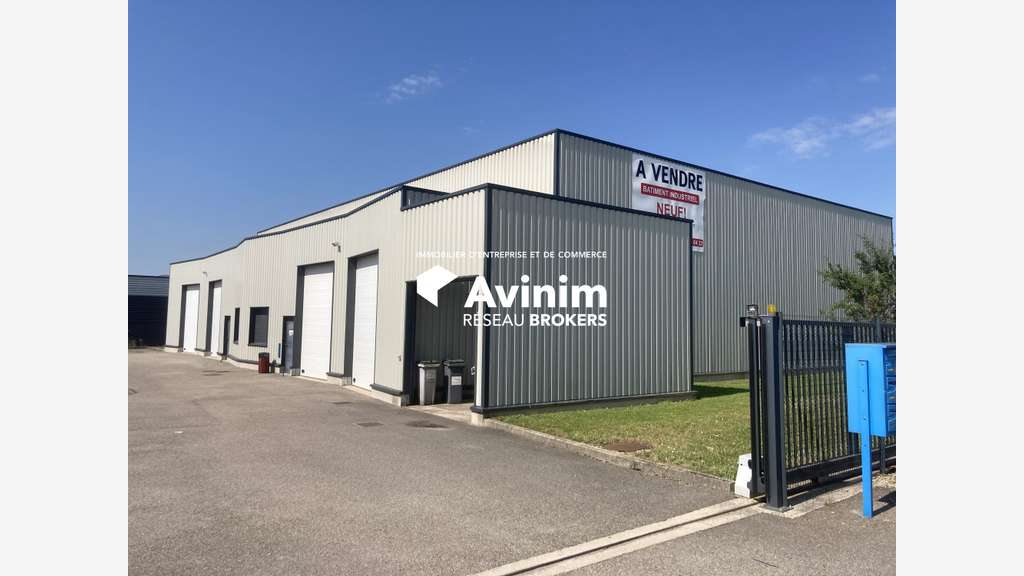 Local atelier ou stockage 799m² ZA de Beauvoir