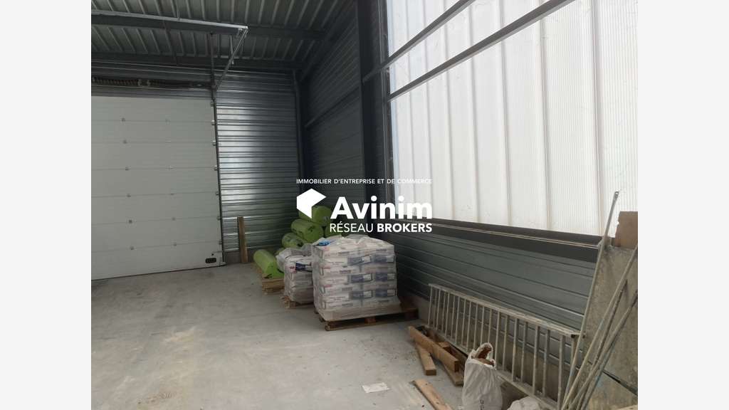 Local atelier ou stockage 799m² ZA de Beauvoir