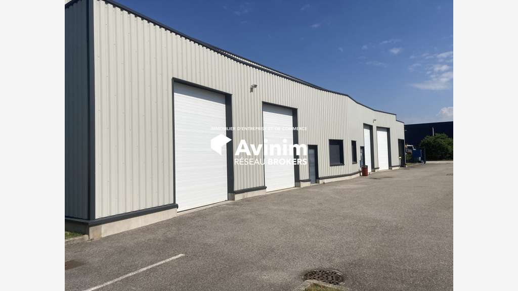 Local atelier ou stockage 799m² ZA de Beauvoir