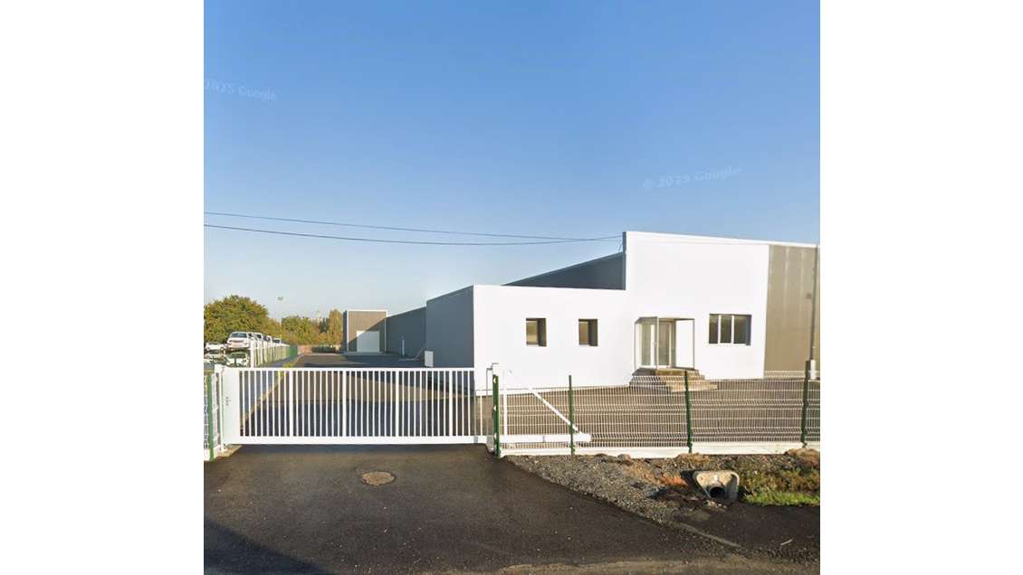 A louer locaux d'activité 600m² à Château Gontier