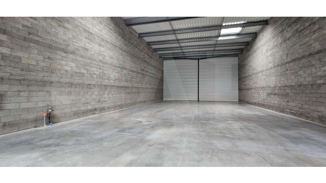 A louer local à Châteaubourg axe Rennes Paris