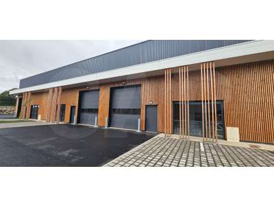 Vente Locaux d'activités - Entrepôts à Châteaubourg