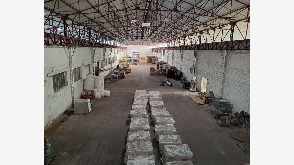 À louer – Entrepôt de 5 200 m² à Châteauroux – Ind
