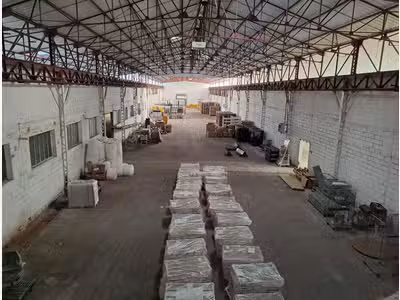 À louer – Entrepôt de 5 200 m² à Châteauroux – Ind