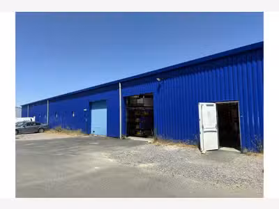 À louer locaux d'activités de 600m² à Châteauroux