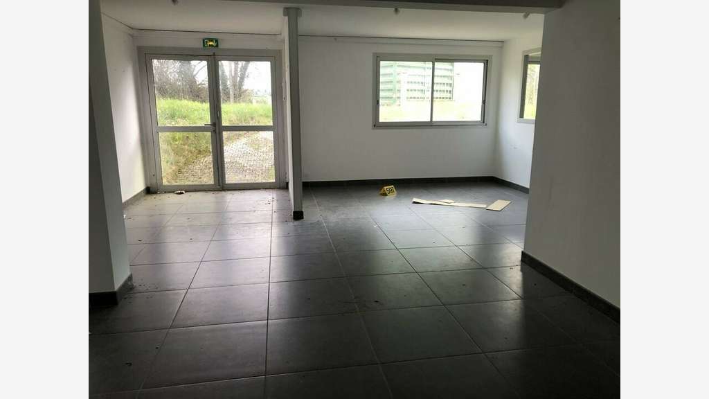 Entrepôt 7500m² à louer à Châtellerault (86)