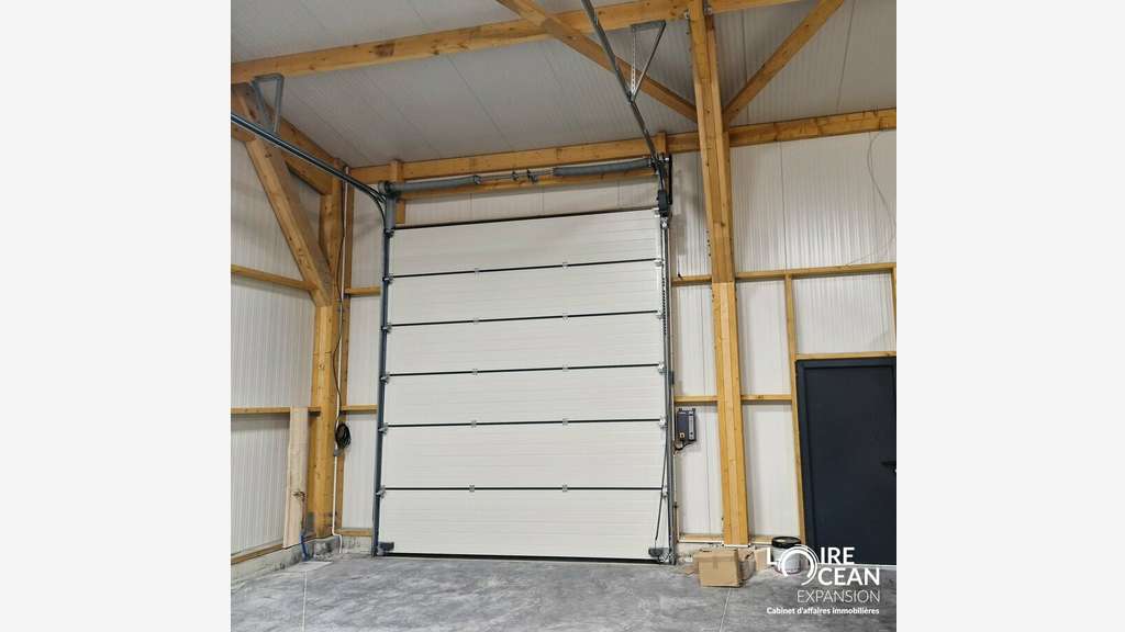 Local d'activité 185m² à louer à Chaumes-en-Retz