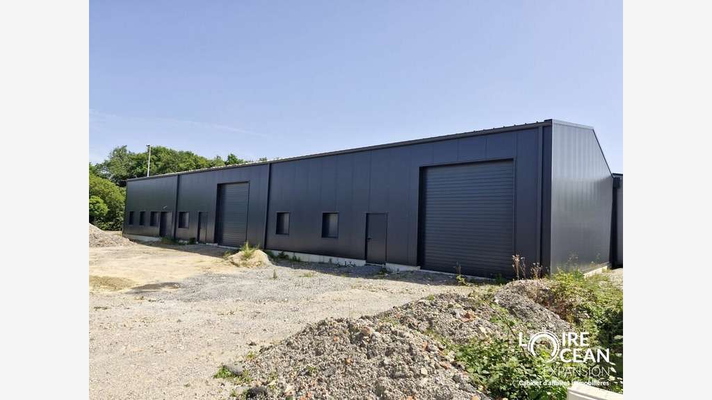 Local d'activité 185m² à louer à Chaumes-en-Retz