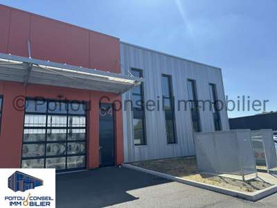 Location Locaux d'activités - Entrepôts à Chauray