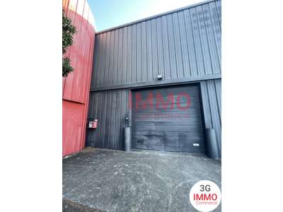 Location Locaux d'activités - Entrepôts à Chauray