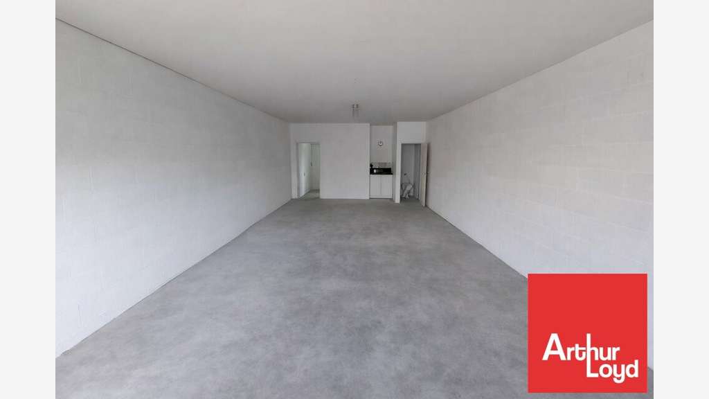 Local d'activités 50m² à louer à Chauray