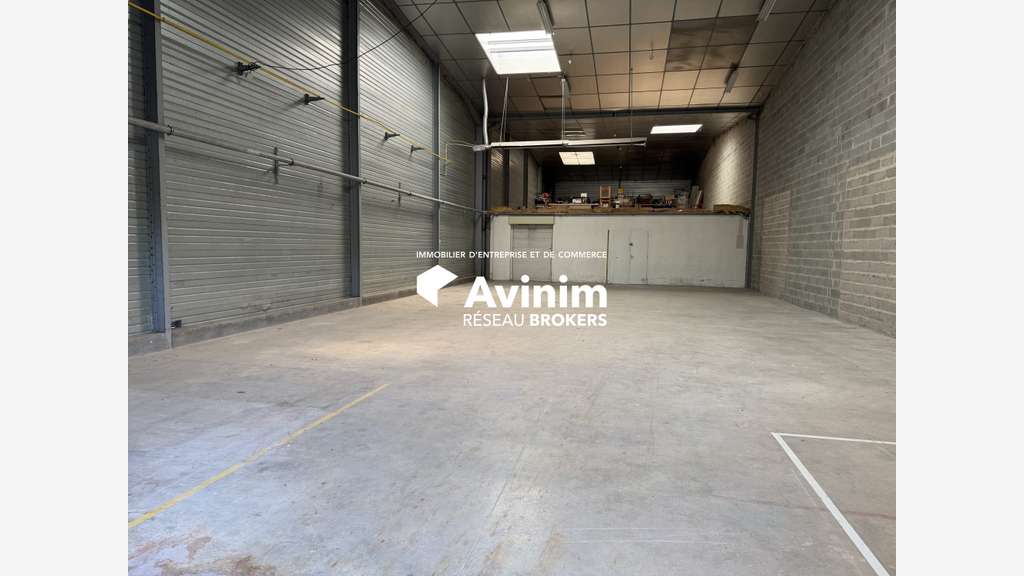 Local de stockage 200 m2
