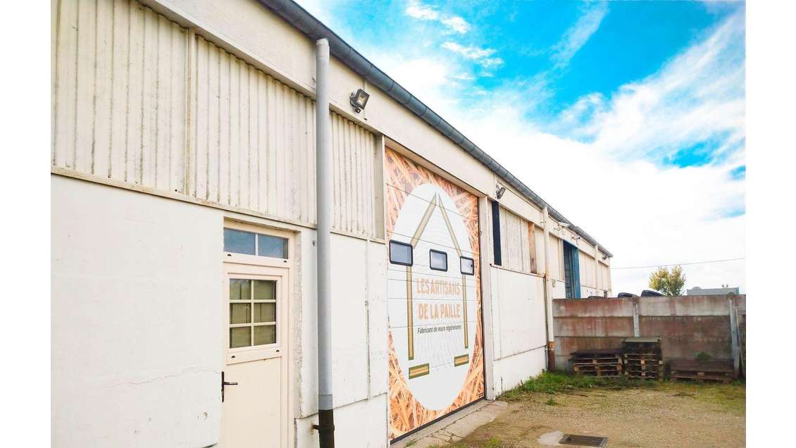 Location local commercial 220m² sur Chécy