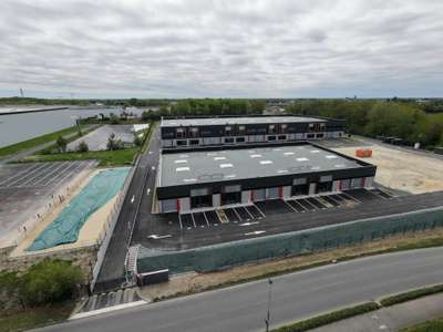 A louer Cellule d'activité de 125m² à Chécy
