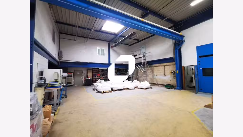A louer Local d'activité 1063m² Chelles
