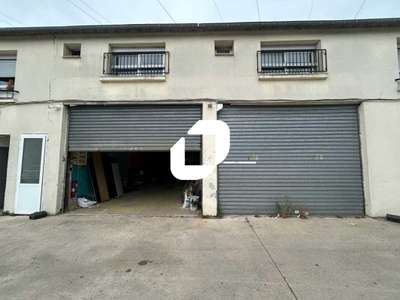 Location Locaux d'activités - Entrepôts à Chevilly-Larue