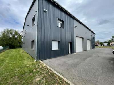 Location Locaux d'activités - Entrepôts à Chevrières
