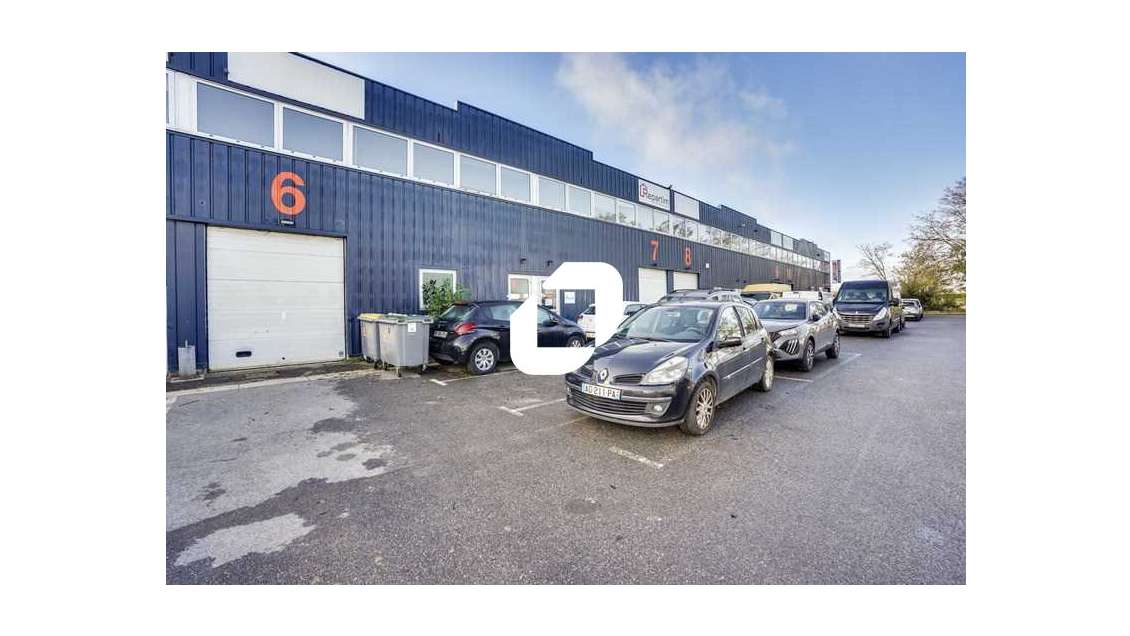 A louer Local d'activité 279m² Chilly mazarin