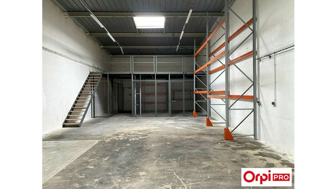 A louer local d'activités 279 m² - Chilly-Mazarin