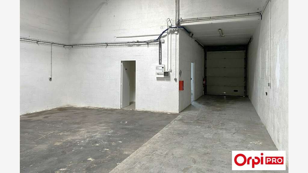 A louer local d'activités 279m² à Chilly-Mazarin