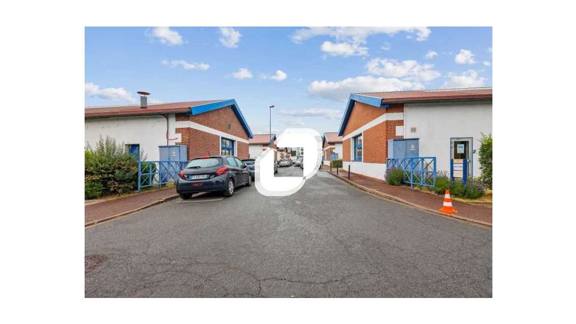 A louer Local d'activité 311m² Choisy le roi