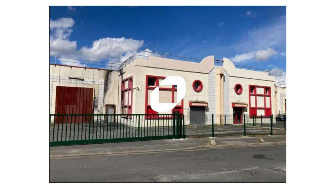 A louer Local d'activité 820m² Choisy le roi