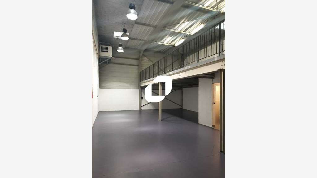 A louer Local d'activité 171m² Choisy le roi